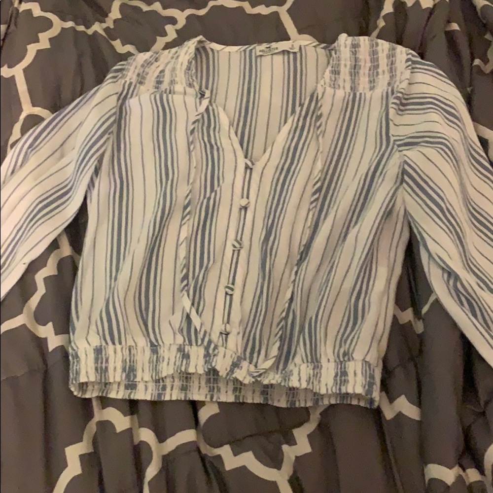 blue and white striped hollister top